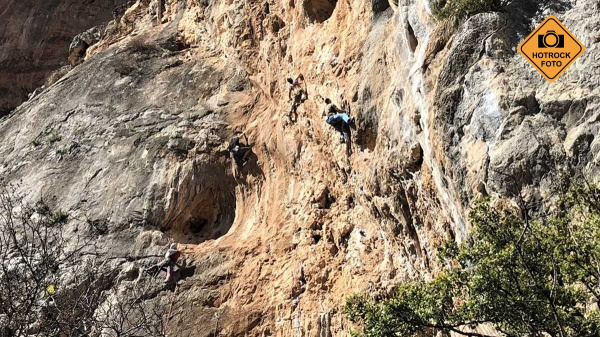 Hezky popořadě zleva doprava Hezky popořadě zleva doprava